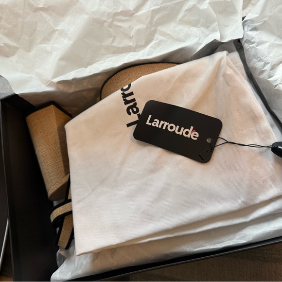 NWT • Larroude Dolly Sandal • Sz 7.5 - Picture 6 of 6